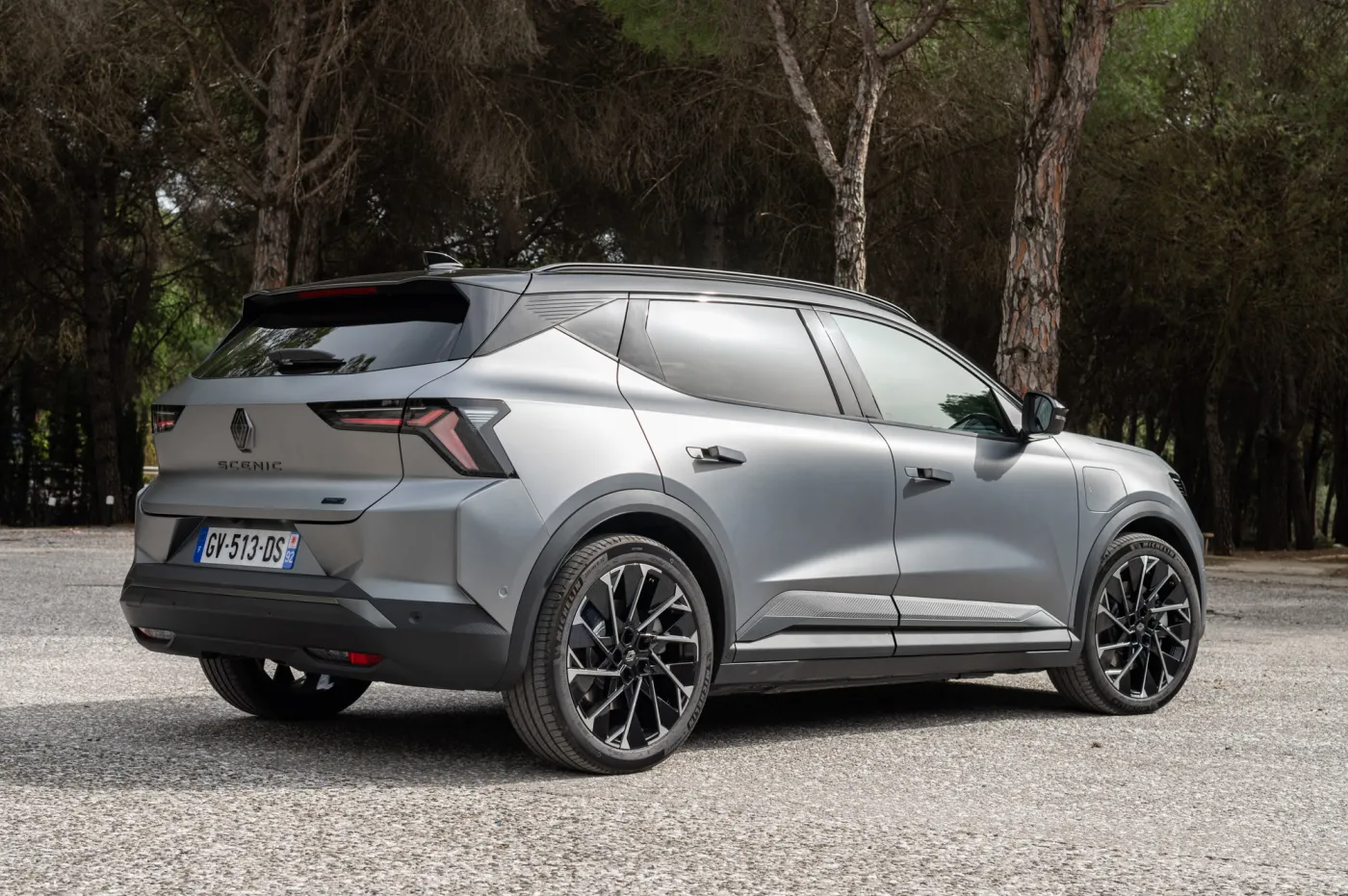 renault-scenic-etech-2024-38126375.jpg