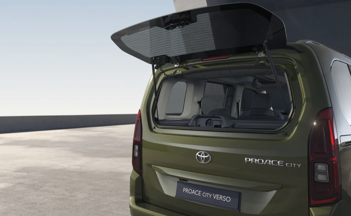 toyota-proace-city-verso-38127530.jpg