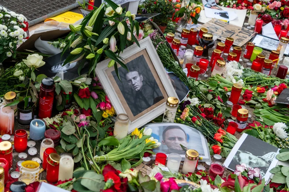 Rosyjski duchowny zawieszony po tym, jak odprawił nabożeństwo za Nawalnego