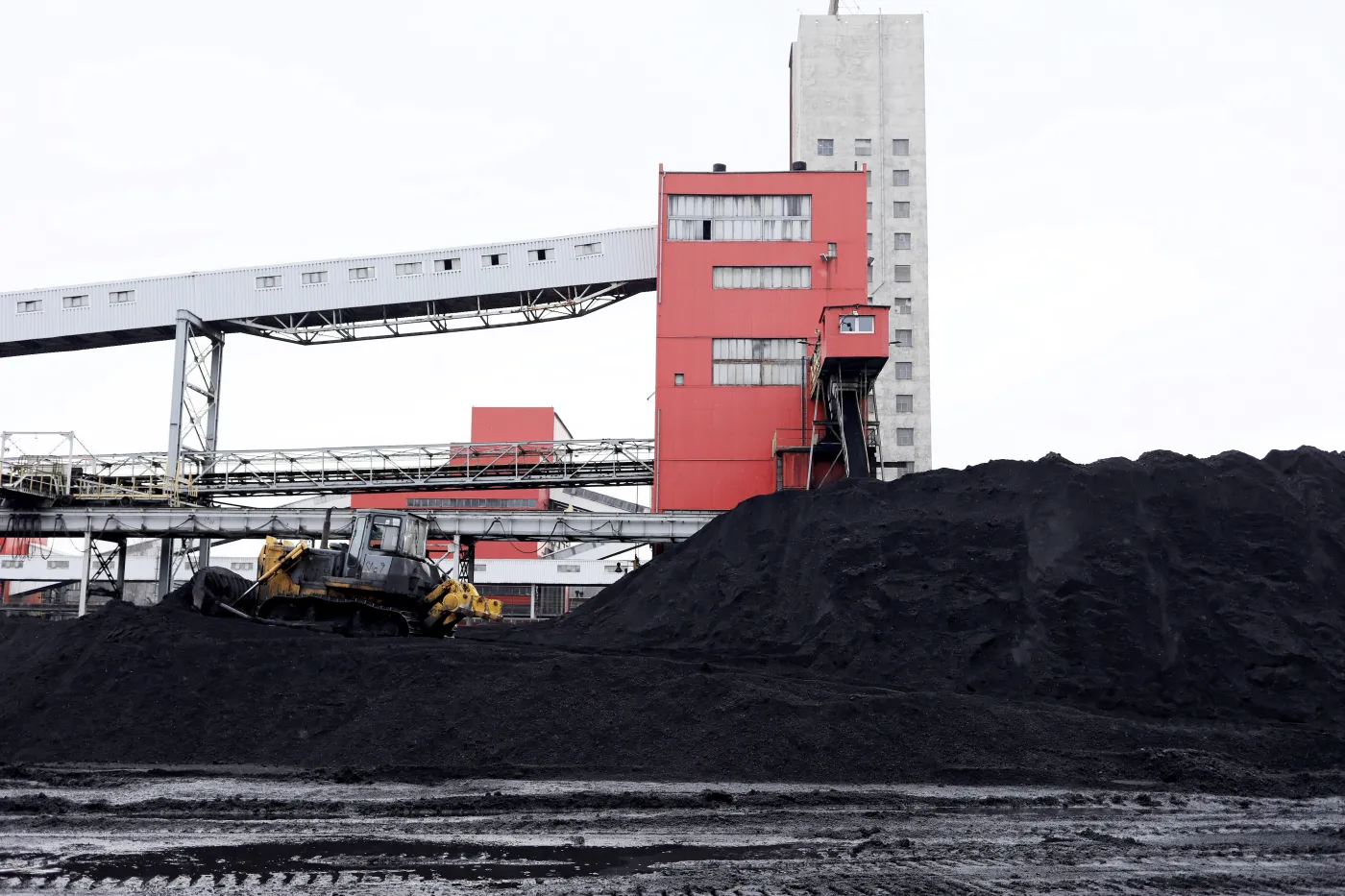 Wstrząs w kopalni Mysłowice-Wesoła. Nie żyje trzeci górnik