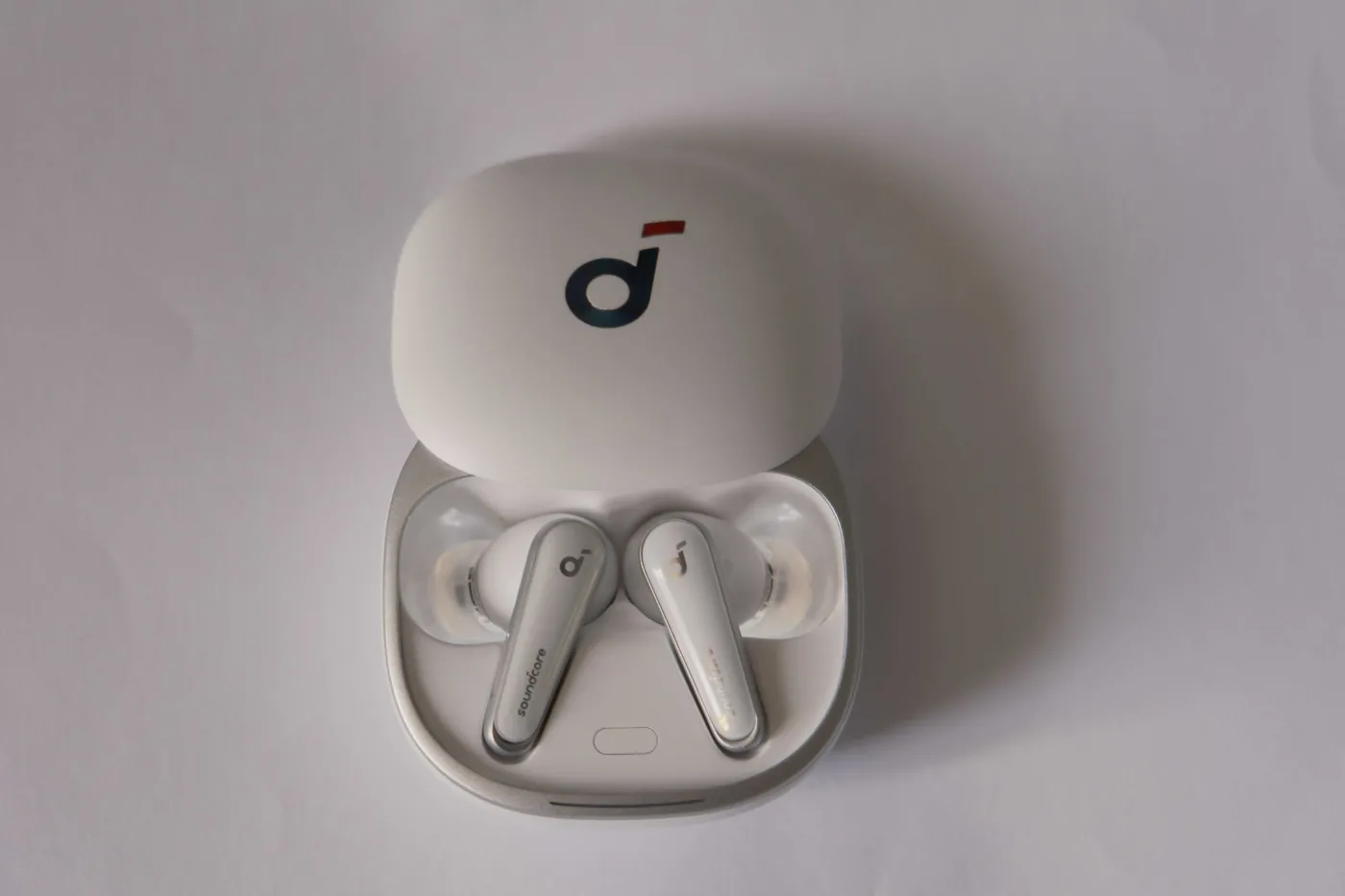 Soundcore Liberty 4. Pełne basu słuchawki, które sprawdzą wasz puls [RECENZJA]