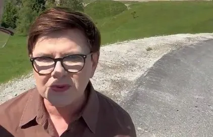 Była sala na sto osób i... "ewidentna wpadka". Górale nie przyszli na spotkanie z Szydło