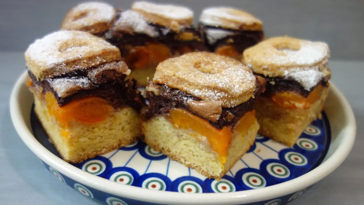 Kruche ciasto z morelami. Pyszny przepis od Heni Foks