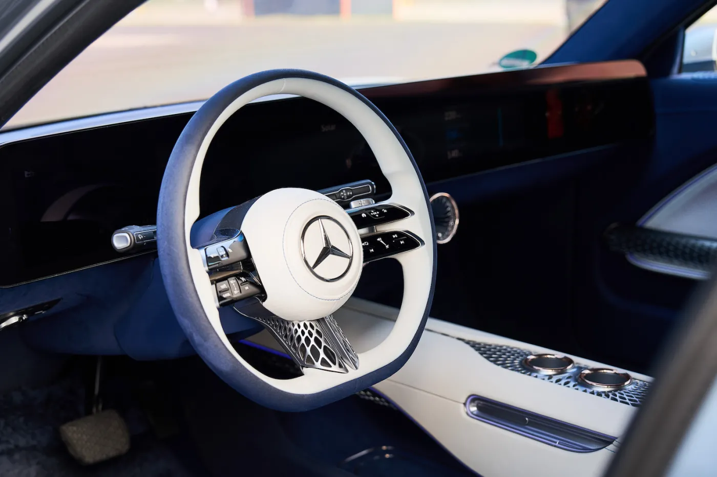mercedesbenz-vision-eqxx-38249043.jpg