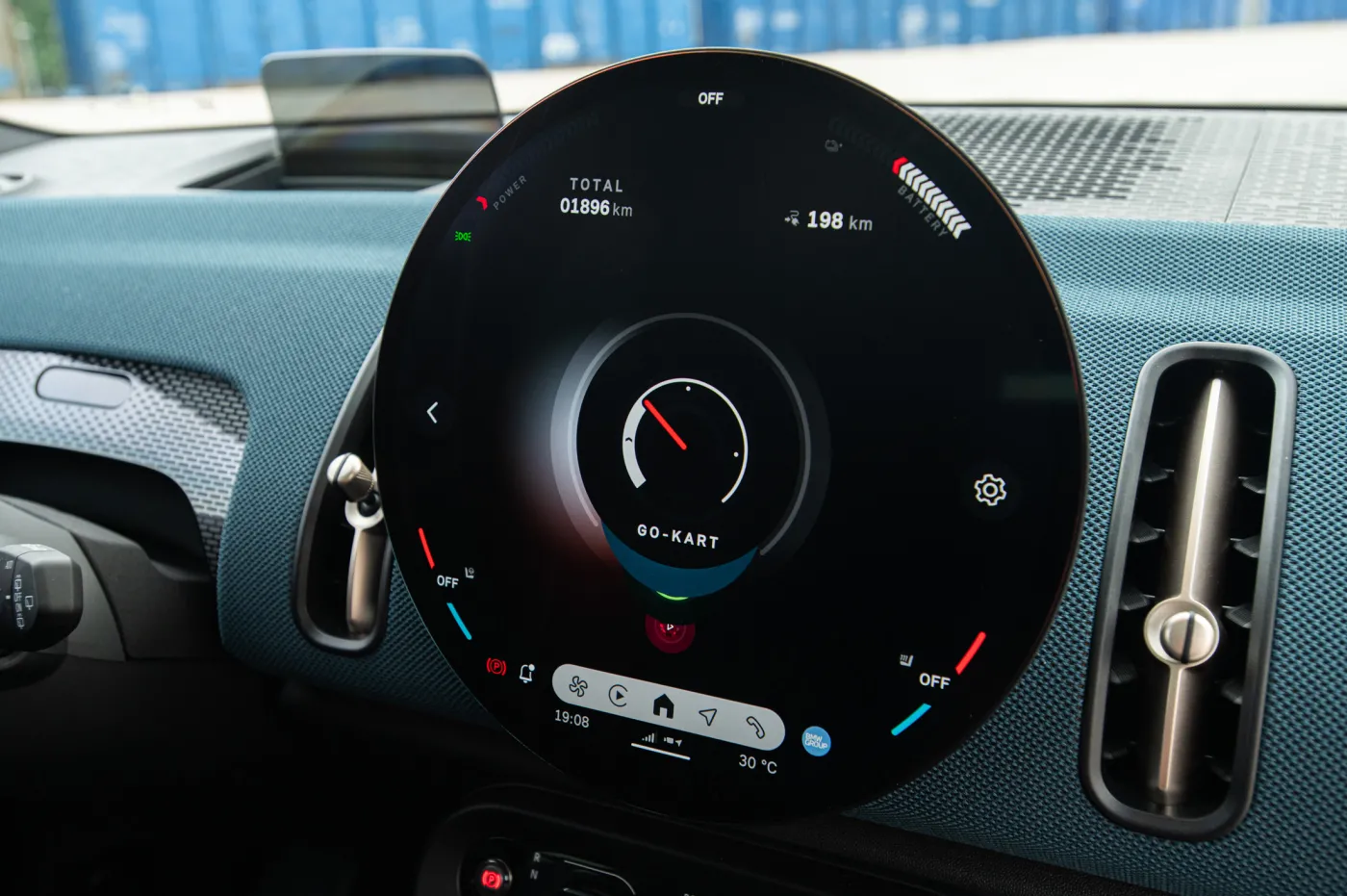 mini-countryman-se-all4-38252336.jpg