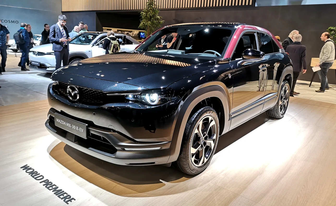 mazda-mx30-eskyactiv-rev-37680304.jpg