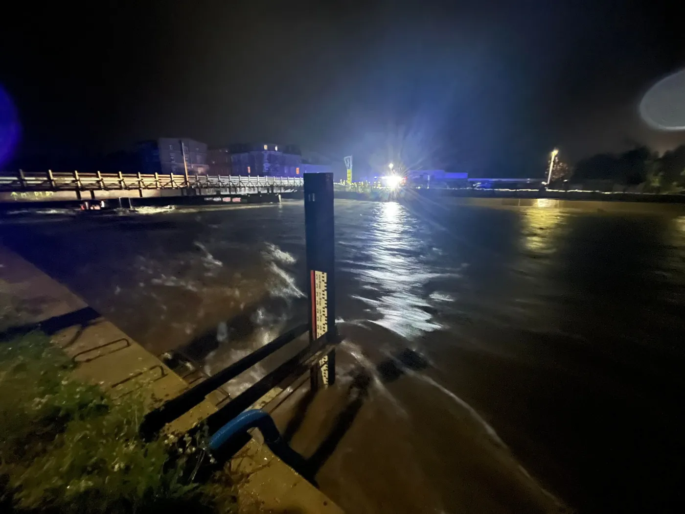 Burmistrz Głuchołaz wzywa do pilnej ewakuacji: Gdy zawyją syreny, może być za późno