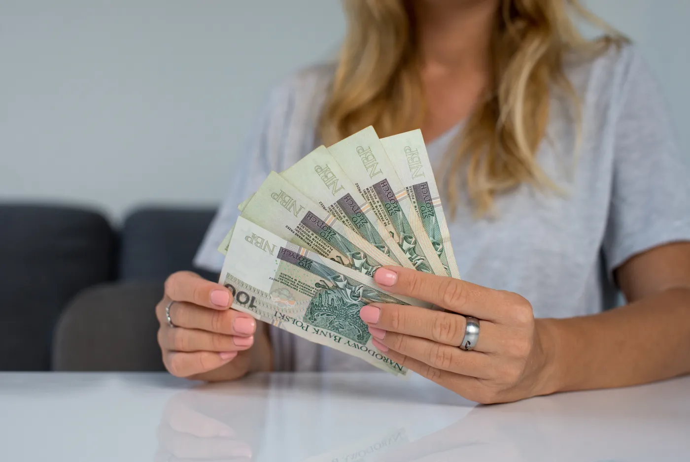 500 plus dla tej grupy osób. Co trzeba zrobić, aby otrzymać dodatkowe pieniądze?