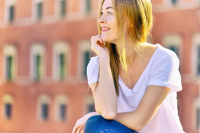 Imię, które nosi tylko 10 kobiet w Polsce. Jest przepiękne! Oznacza "perłę oceanu"