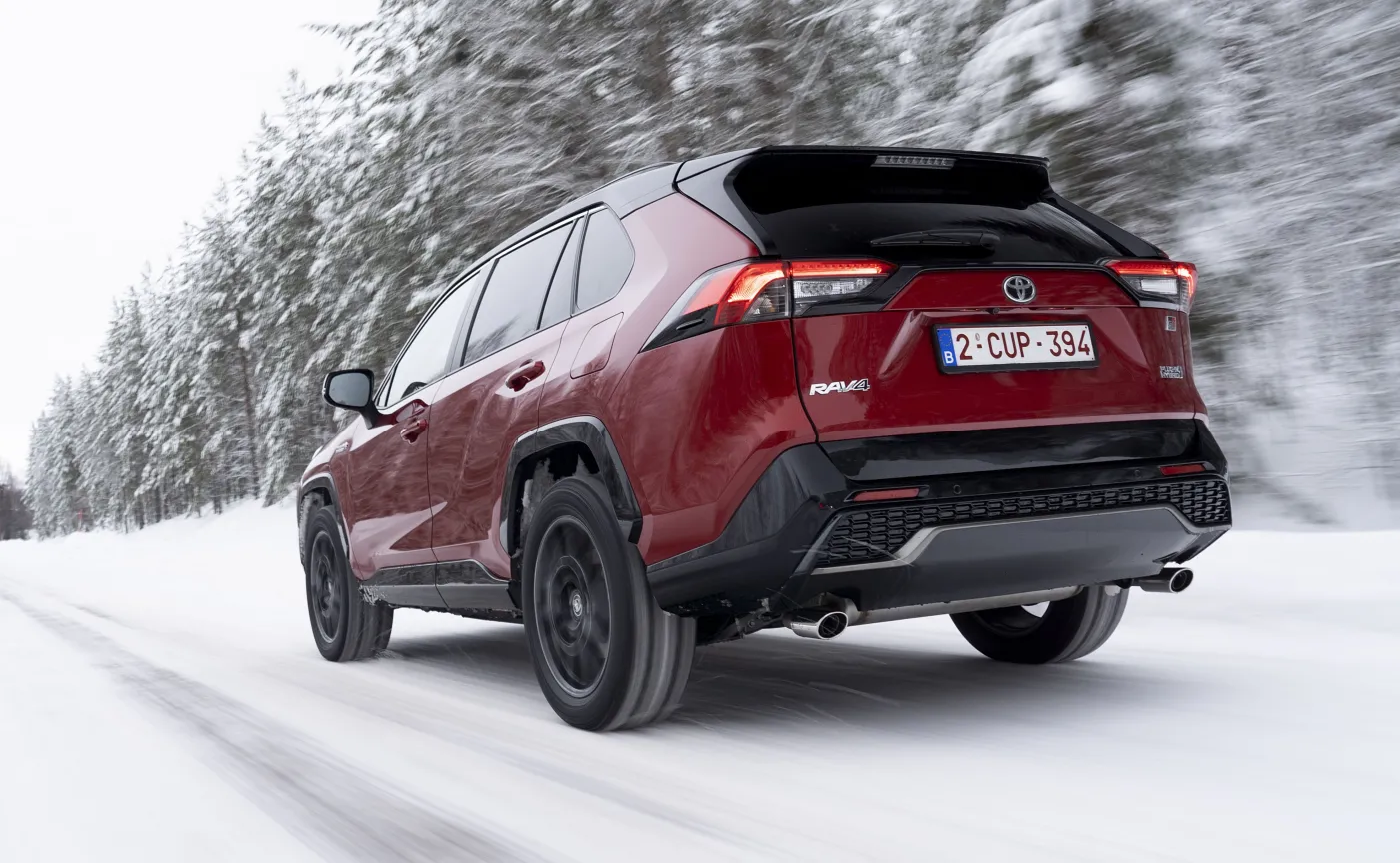 toyota-rav4-plugin-hybrid-38376838.jpg