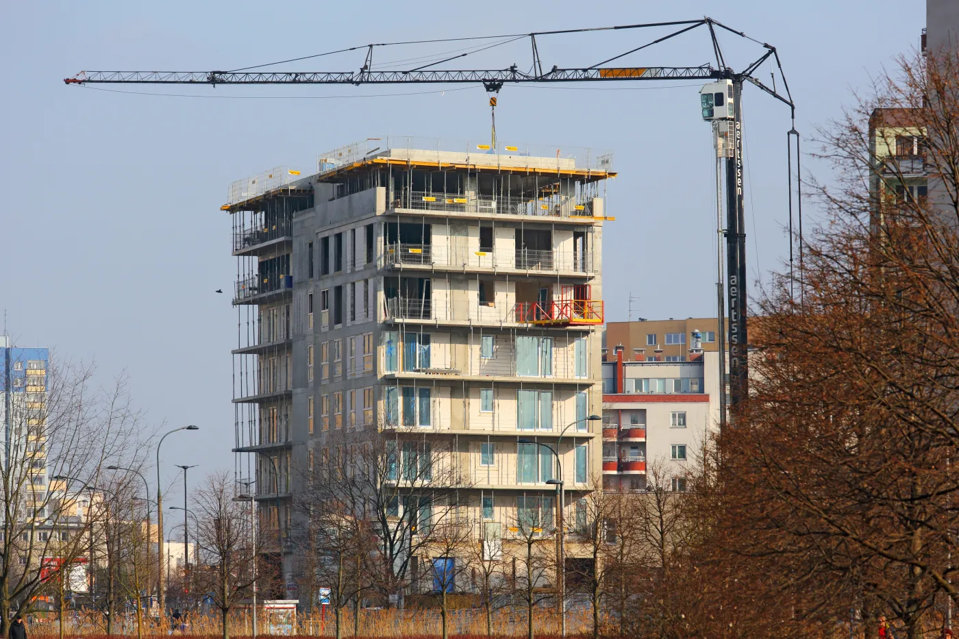 Ceny mieszkań spadną? Najnowsze prognozy deweloperów zaskakują