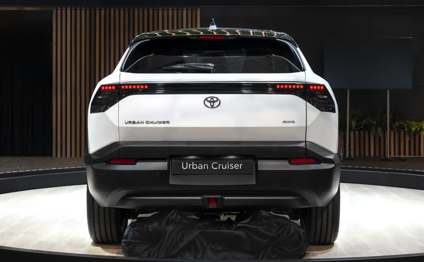 nowa-toyota-urban-cruiser-38426607.jpg
