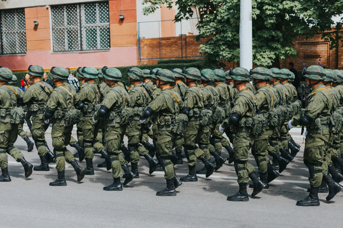 Rosja mąci pod granicą NATO i Ukrainy. "Chcą wysłać 10 tys. żołnierzy"