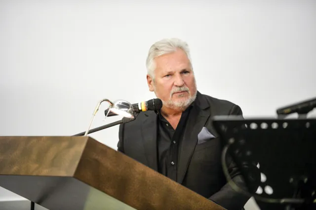 Aleksander Kwaśniewski o marszach w Warszawie. "Dwa wesela w jednej remizie"