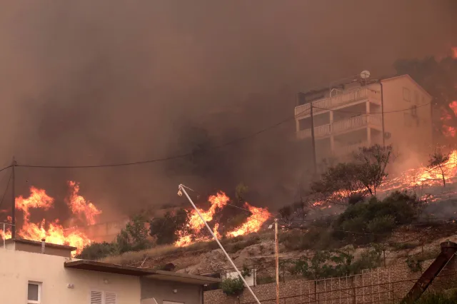 Dramat w Dalmacji. Potężny pożar został wzniecony przez człowieka
