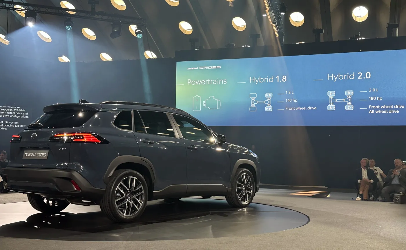 nowa-toyota-corolla-cross-38537639.jpg