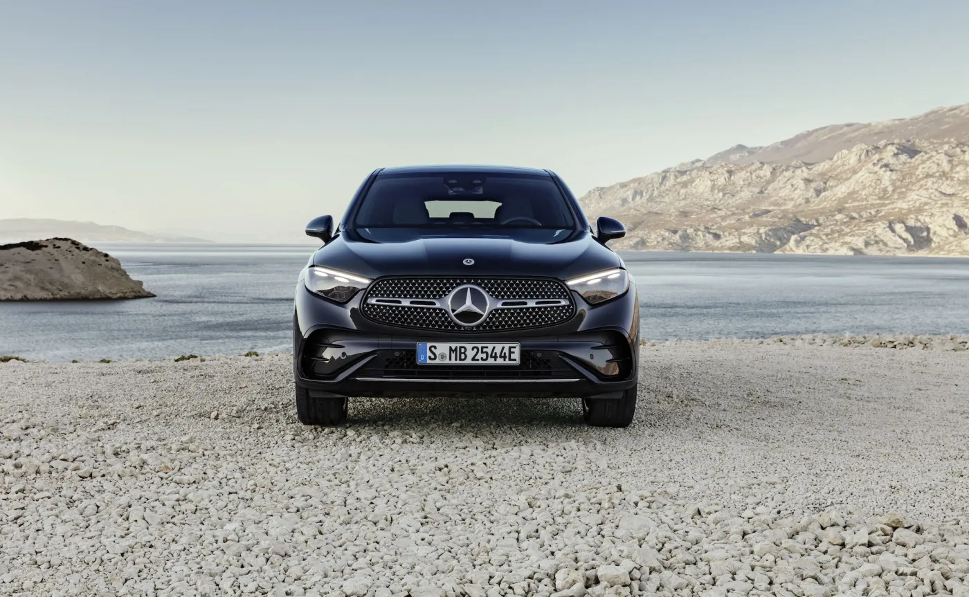 mercedes-glc-coupe-2023-37738985.jpg