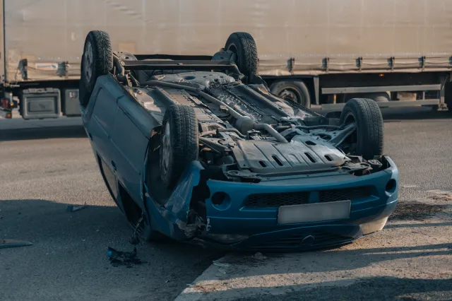 Zabił 3-osobową rodzinę na autostradzie. Sebastian M. dłużej posiedzi w areszcie