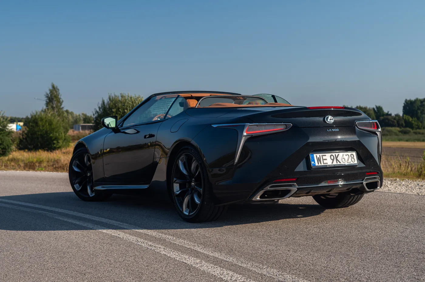 lexus-lc-500-convertible-38577197.jpg