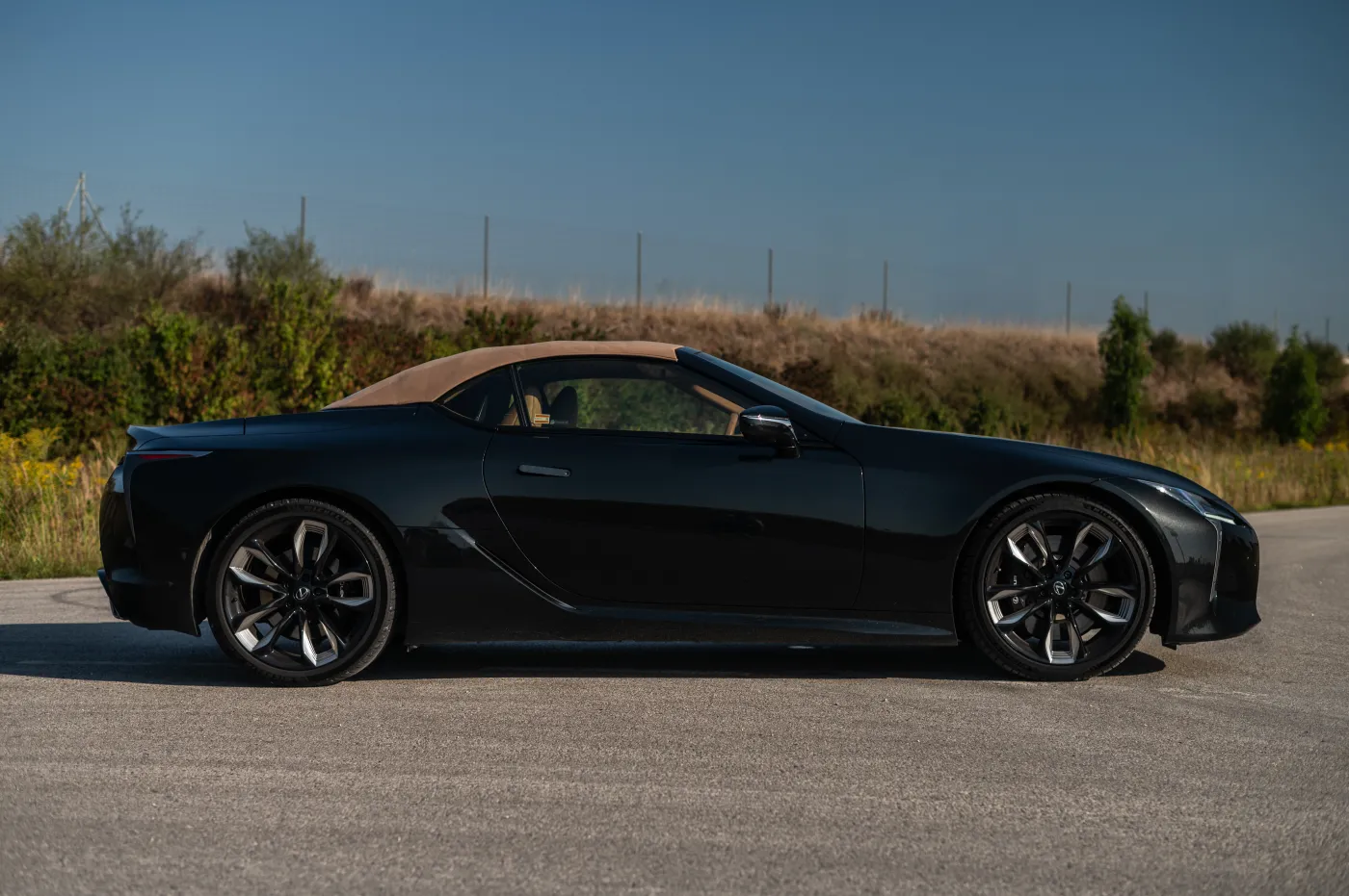 lexus-lc-500-convertible-38577204.jpg