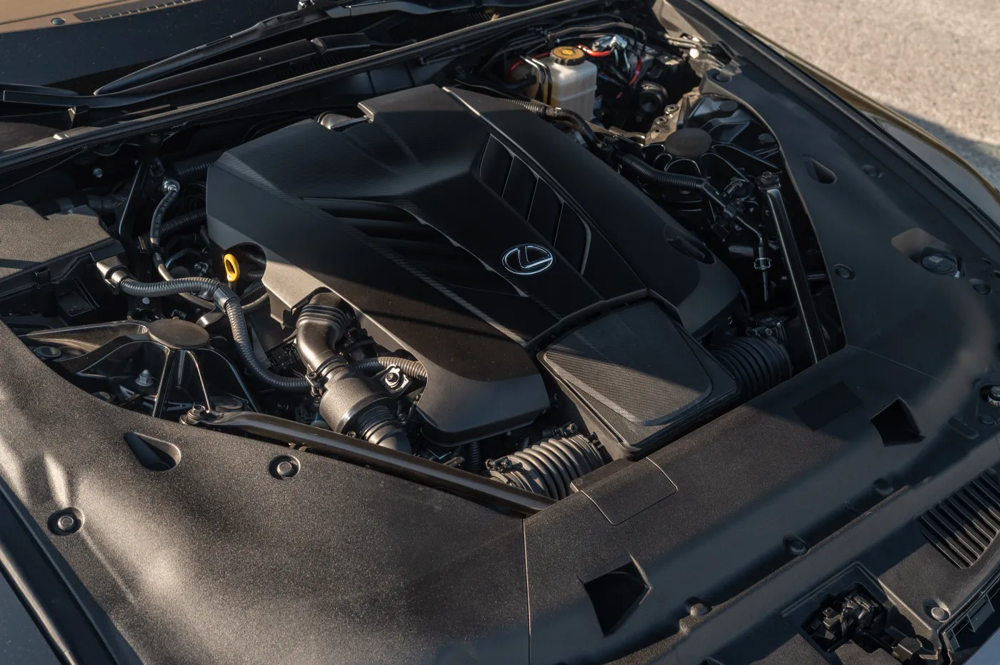 lexus-lc-500-convertible-38577223.jpg