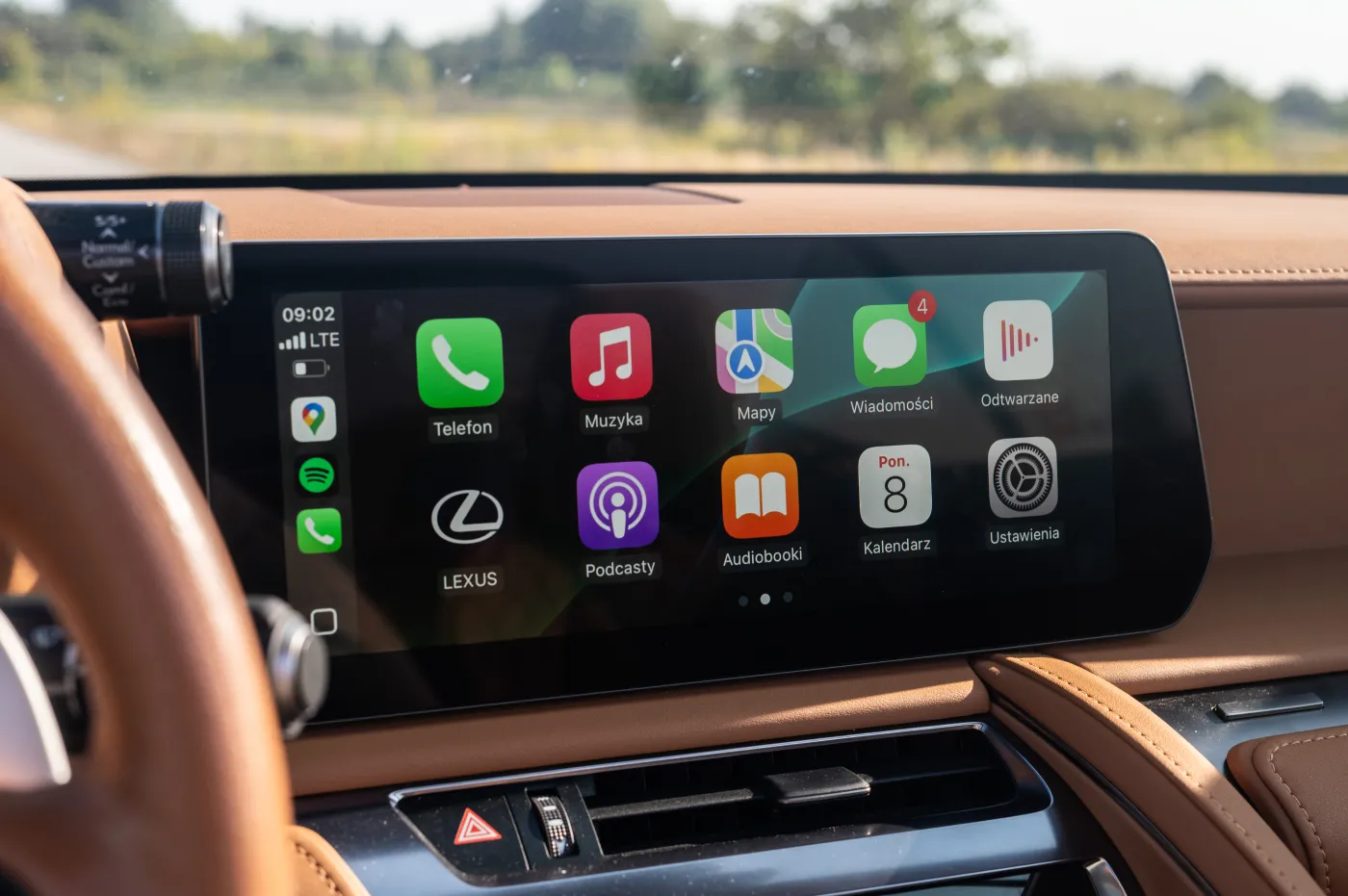 lexus-lc-500-convertible-38577229.jpg