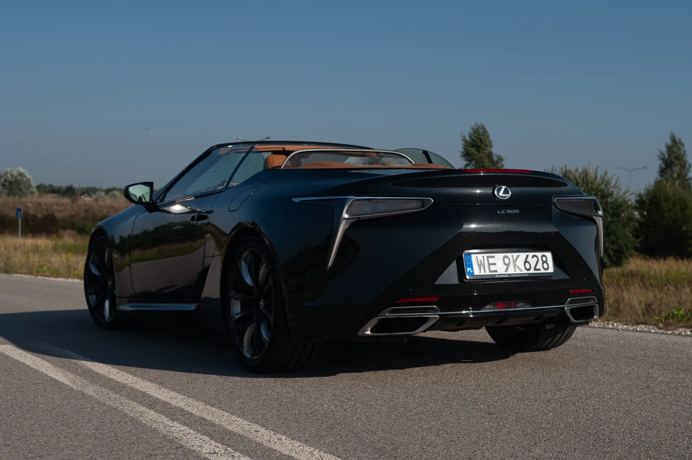 lexus-lc-500-convertible-38577230.jpg