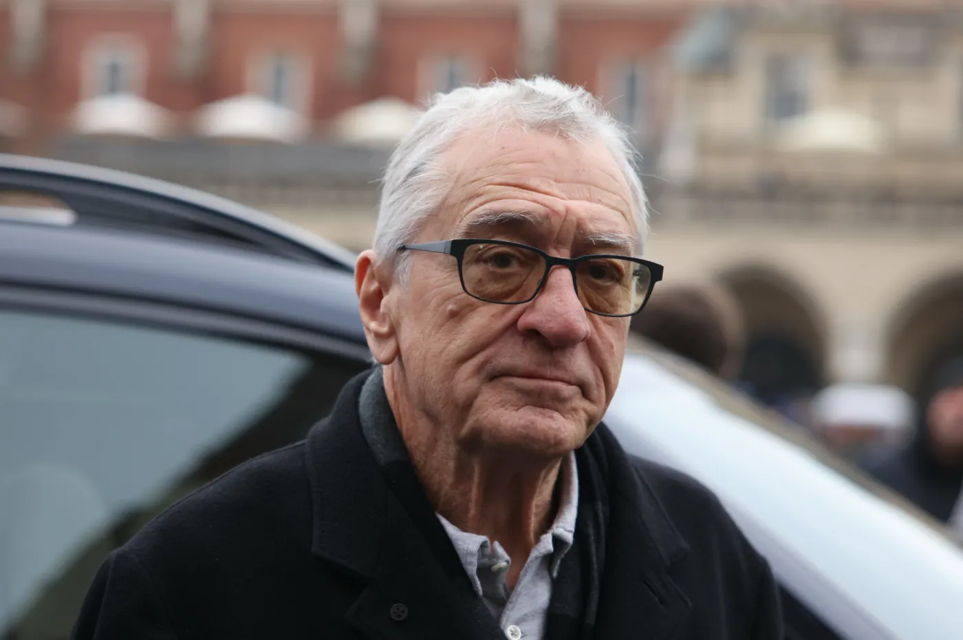 Hollywoodzki gwiazdor przyjechał do Warszawy. Oto co sprowadza laureata Oscarów