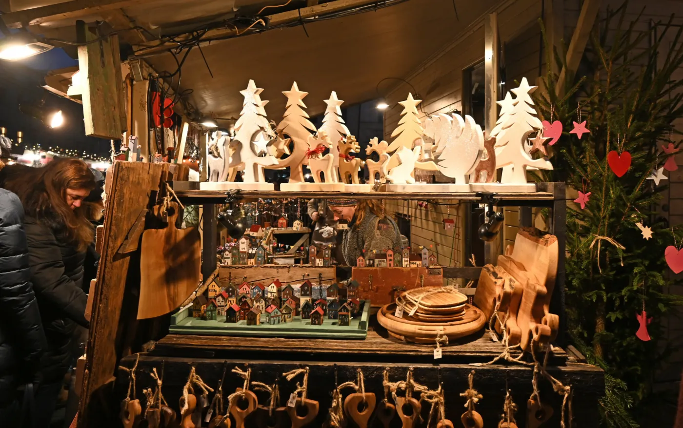 Niezwykły jarmark świąteczny w wyjątkowym miejscu. Tu kręcono "Pana Tadeusza" i "Ogniem i mieczem"