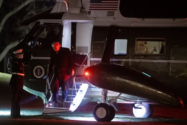 Trump grzmi: Chiny całkowicie przejmują Kanadę. Groźba ceł w tle