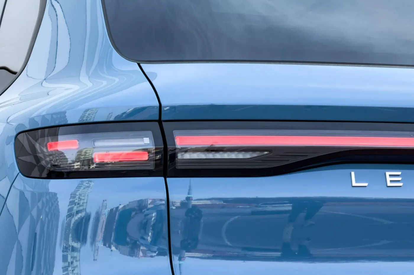 Nowa hybryda tańsza od spalinówki. Tyle kosztuje 4,5-metrowy SUV