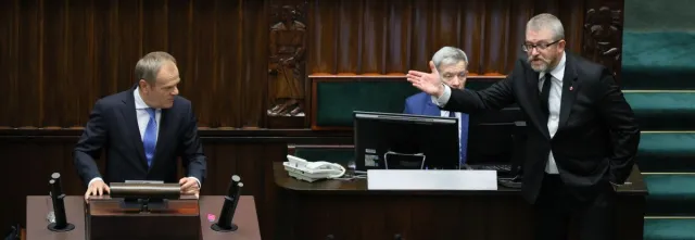 Trzęsienie ziemi w Sejmie? Koalicja traci większość, formacja Brauna z sensacyjnym wynikiem