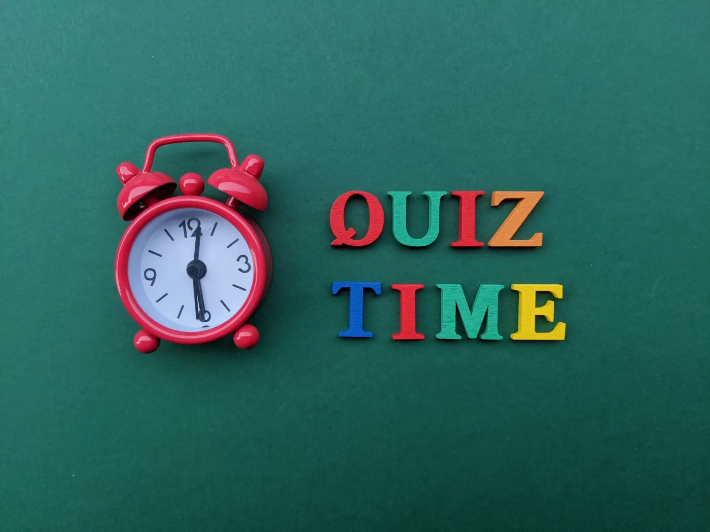 QUIZ bardzo trudnych pytań z WIEDZY O SPOŁECZEŃSTWIE. Bez piątki na świadectwie szkolnym nie masz szans na komplet punktów