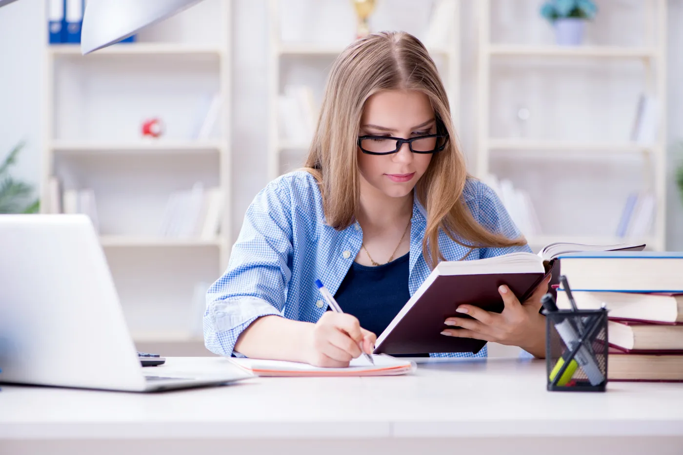 Trudny QUIZ ortograficzny na literę I. Już 13/20 to dobry wynik, ale mierz wyżej