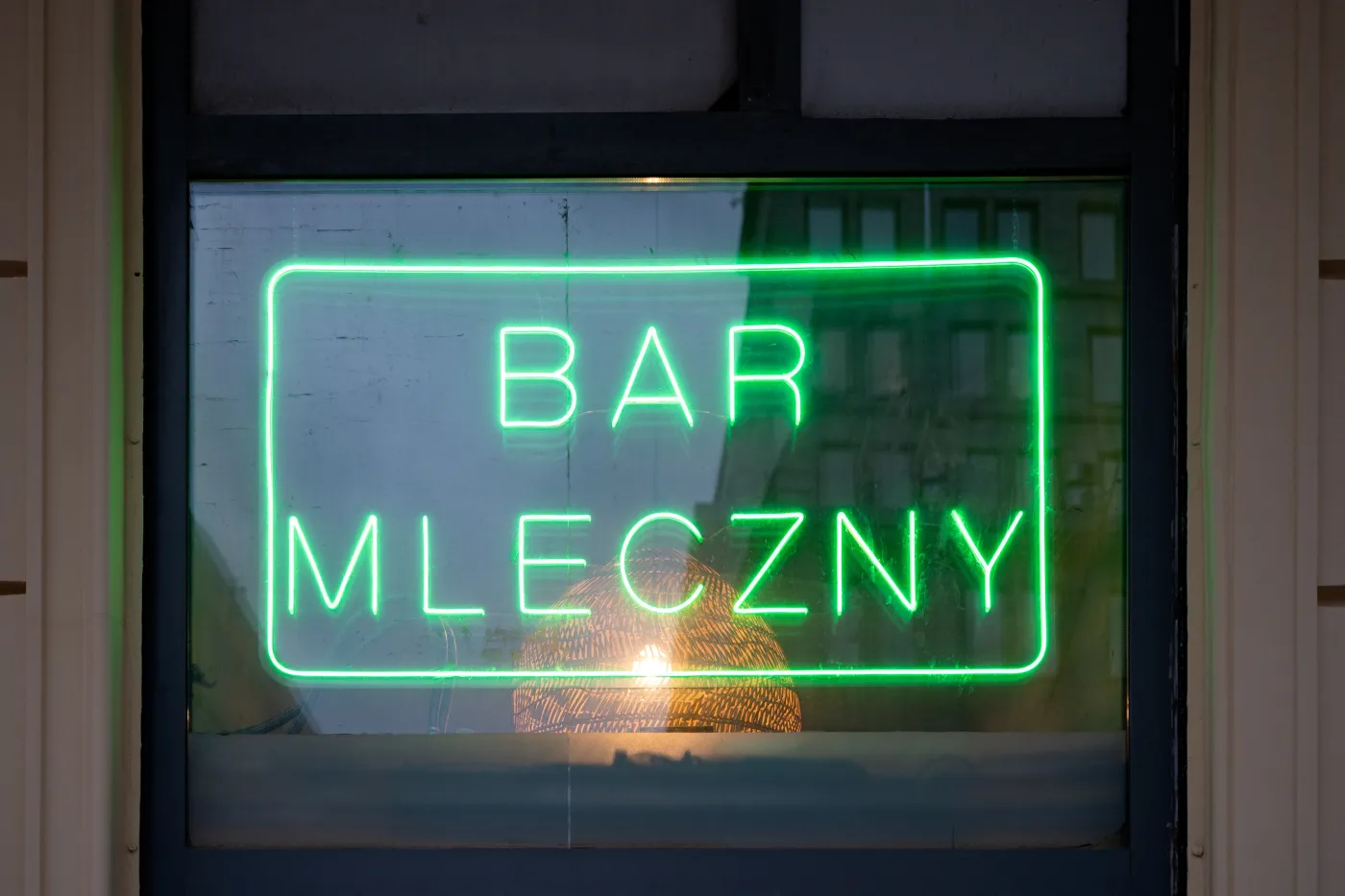 Quiz dla znawców epoki PRL. To się jadło i piło w tamtych czasach. Młodzi na więcej niż 5/10 nie mogą liczyć