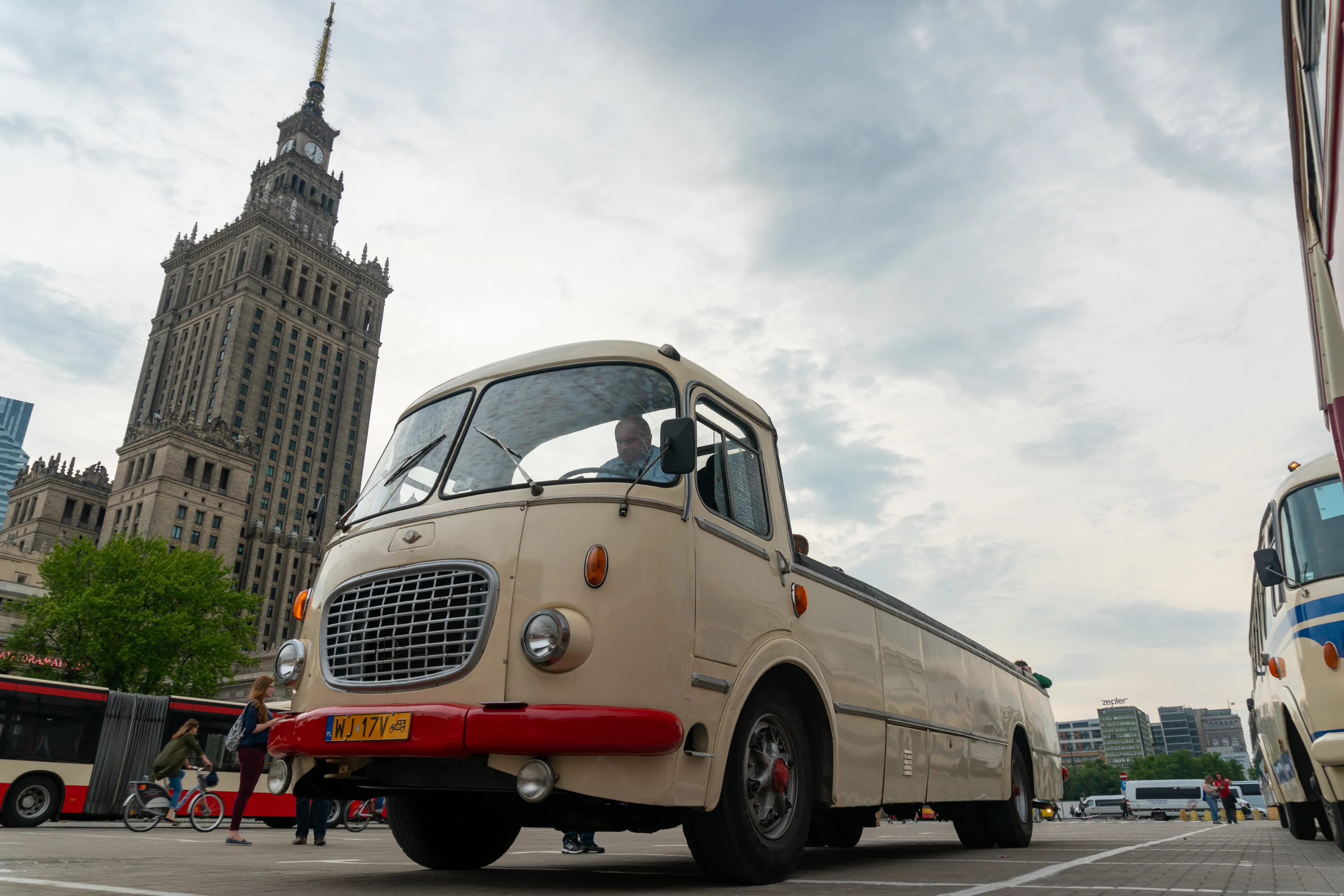 Quiz dla tych, co żyli w epoce PRL. 17/20 zdobędą tylko ci, którzy mają więcej niż 37 lat. Młodzi nie mają szans