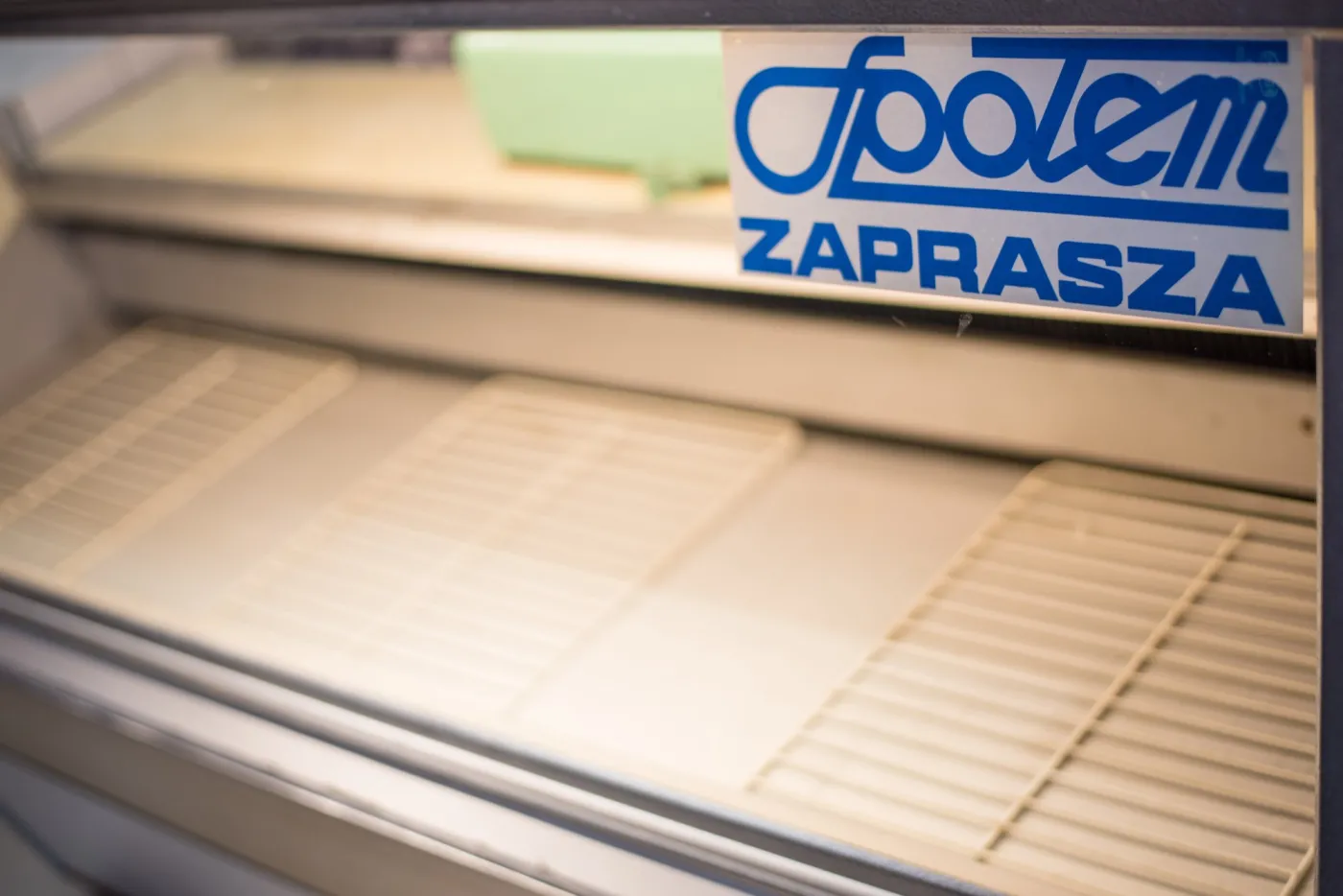 Quiz. Kartki na mięso, meblościanka i Pewex. Jak dobrze znasz PRL? Tylko urodzeni przed 1989 rokiem zdobędą 10/10m