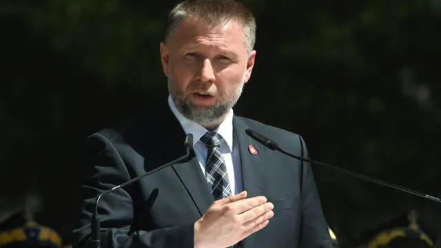 Kierwiński studzi emocje: Zełenski popełnił błąd, ale nie histeryzujmy