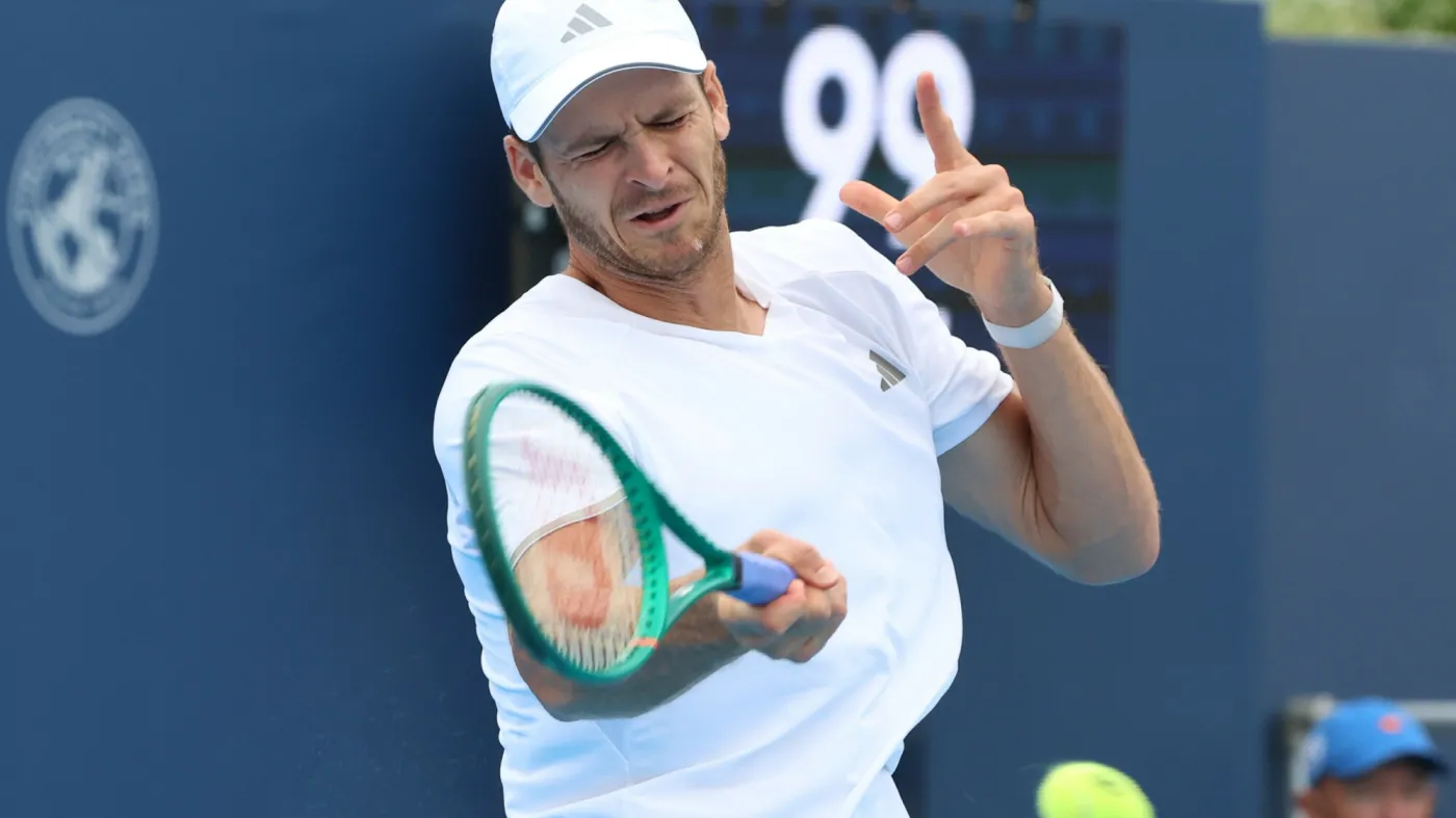 Kontuzja rywala pomogła Hurkaczowi. Polak w 2. rundzie US Open