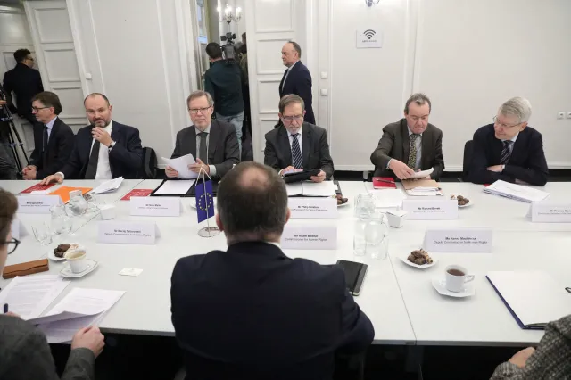 Ostry list wiceministra do Komisji Weneckiej, w której... zasiada