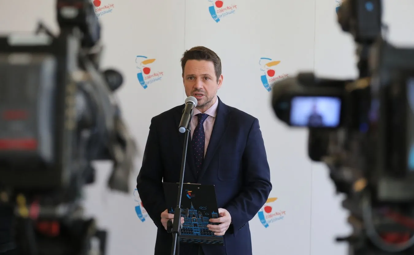 Trzaskowski: Bazarki, które spełniają funkcje sklepów spożywczych, powinny być otwarte