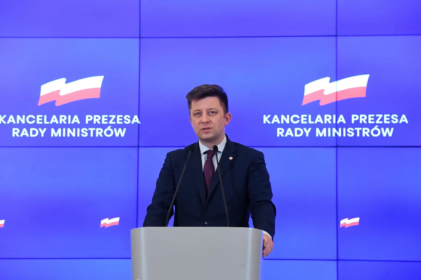 Szef KPRM: Stan nadzwyczajny pociąga za sobą poważne ograniczenie praw obywatelskich