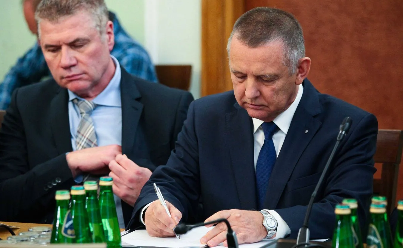 Lewica wnioskuje do Banasia. Chodzi o  kontrolę w Agencji Rezerw Materiałowych