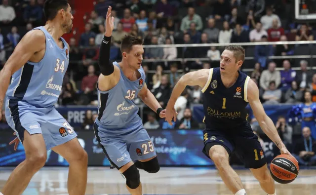 Euroliga koszykarzy: Zenit z Mateuszem Ponitką nie dał rady Realowi