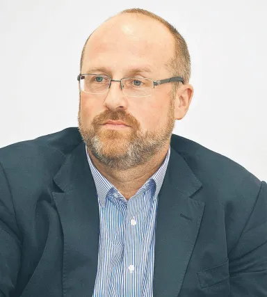 prezes INPRIS – Instytutu Prawa i Społeczeństwa, pracownik Wydziału Prawa Uniwersytetu w Oslo, projekt badawczy „Judges under Stress – the Breaking Point of Judicial Institutions”, były członek Krajowej Rady Sądownictwa powołany przez prezydenta RP (wrzes