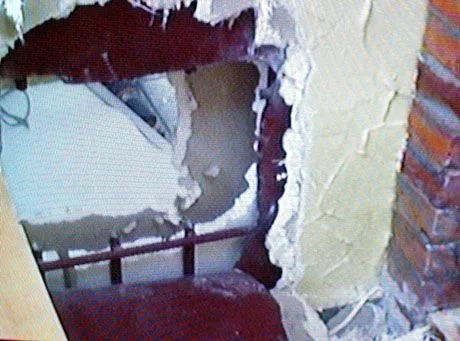 Palnikami pruli bankomaty przez ścianę