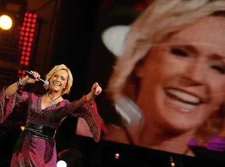 03 09 2006SOPOT FESTIVALFESTIWAL TVN W SOPOCIEFOT DAMIAN BURZYKOWSKI  FAKTNZHELENA VONDRACKOVAVONDRACZKOWA