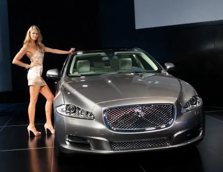 Hindusi zwalniają w Jaguarze!