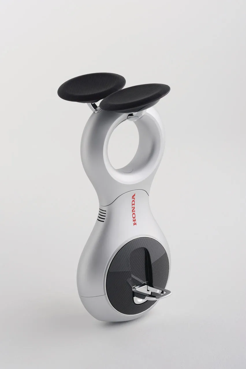 Taboret z kółkiem, niezwykły pojazd Hondy