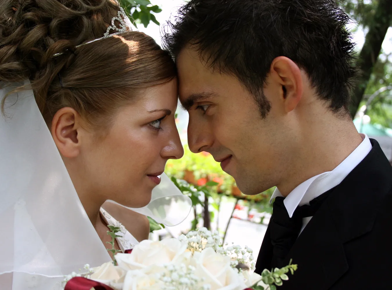 W sukni ślubnej na imprezę!